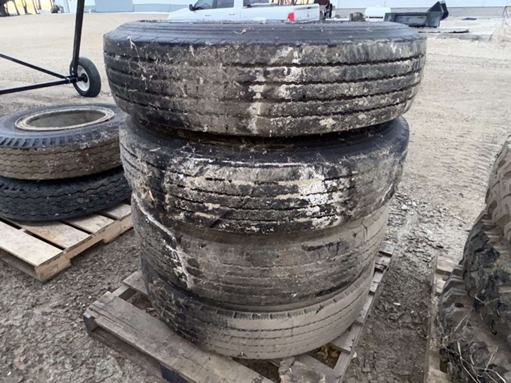 (4)-firestone-10.00r20-truck-tires-on-dayton-rims-image-5
