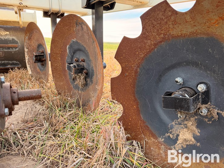 patriot-pivot-track-closer-image-16