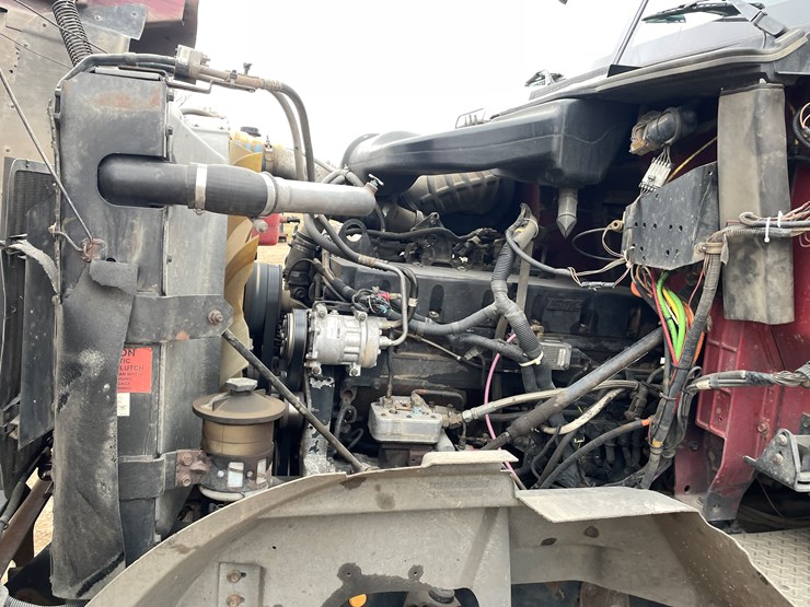 #1130-•-2005-international-5500i-6x4-dump-truck-(has-mn-title)-image-9