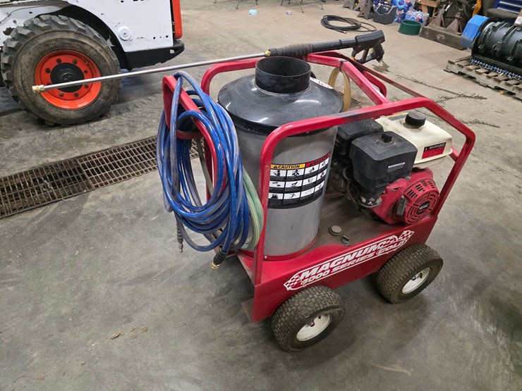 magnum-4000-series-hot-water-pressure-washer,-3.5-gpm-@-4,000-psi,-electric-start-(needs-battery),-1-image-3