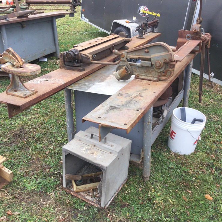 #4774 • Bead Roller : Location: W2486 Smies RD, Oostburg, 53070