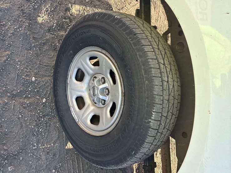 2015-nissan-frontier-image-22