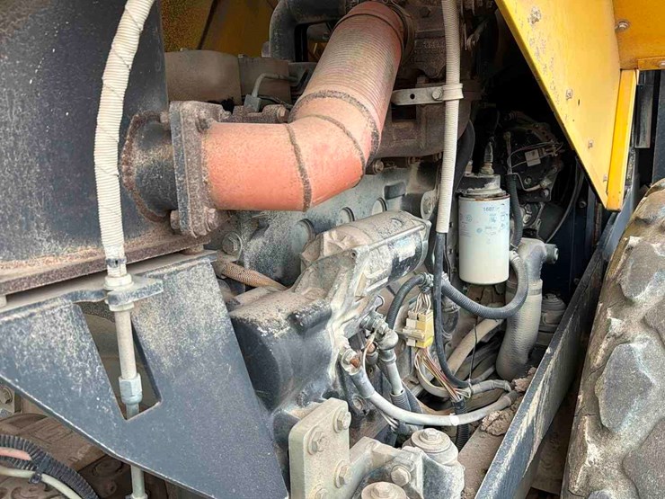 bomag-bw213-image-13