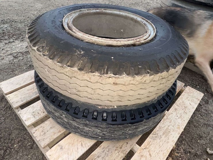 (2)-10.00-20-truck-tires-on-dayton-rims-image-2
