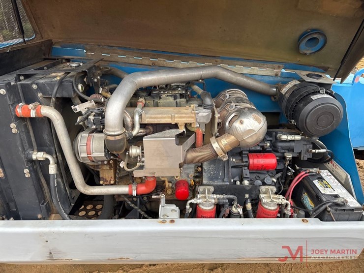 2013-genie-gth844-image-12