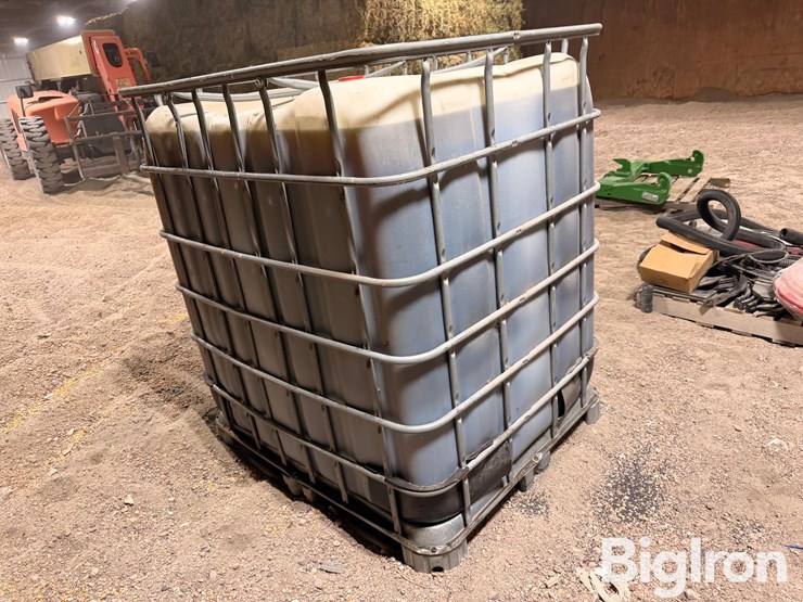 agco-multiguard-sae-15w-40-oil-tote-image-6