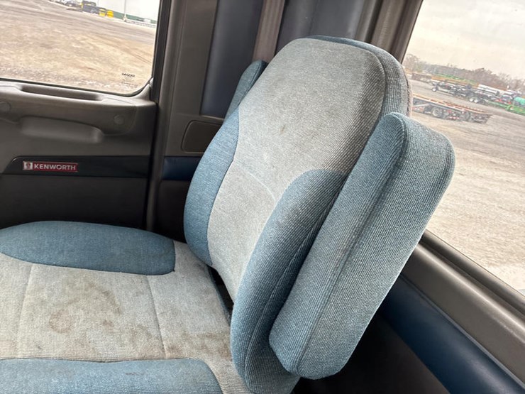 2007-kenworth-t800-image-92