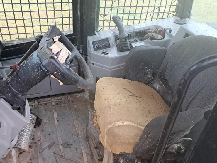 caterpillar-525b-image-12