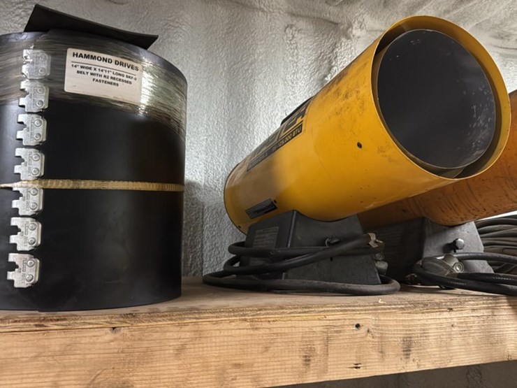 #168-•-contents-of-shelf-one-and-two*-image-2