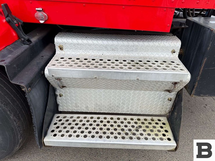 2004-kenworth-t800-image-27