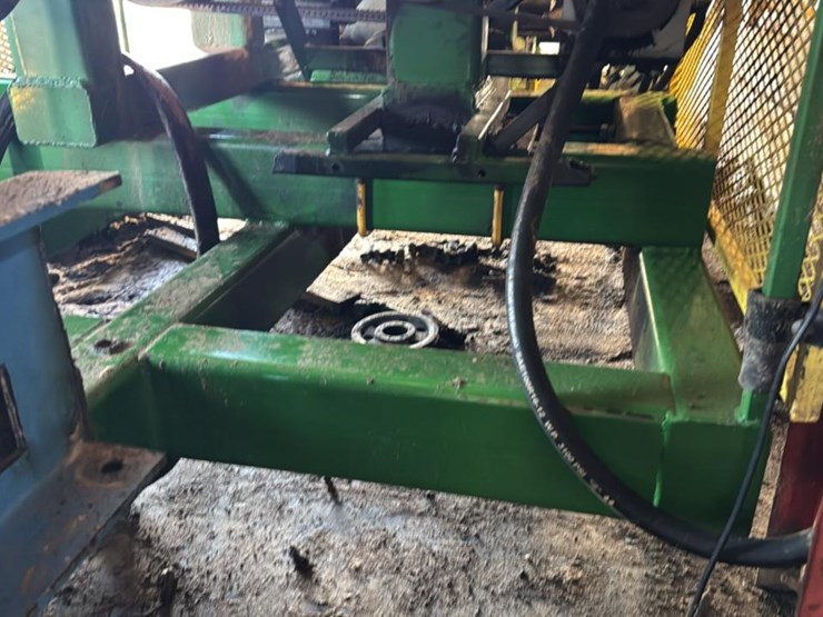 #131-•-part-of-entirety!-jack-shaft,-pumps-reservoirs,-and-main-frame,-gear-flow-divider,-99-gallon-capacity-image-6