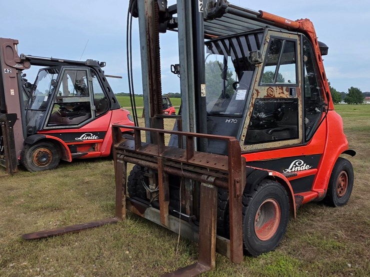 linde-h70-forklift-image-1