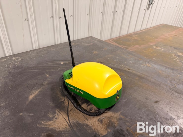 2021-john-deere-900-image-6