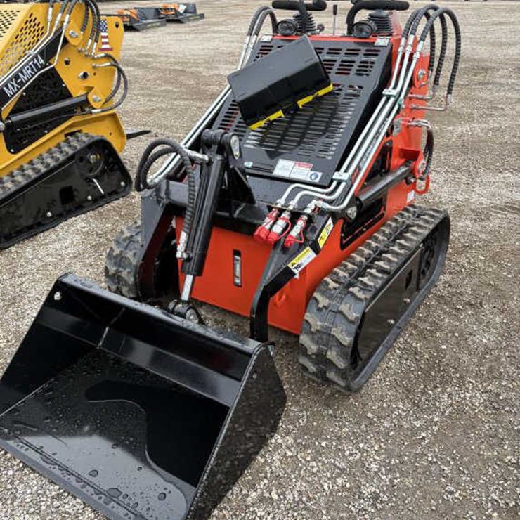 #226 • AGT Mini Skid Steer Loader