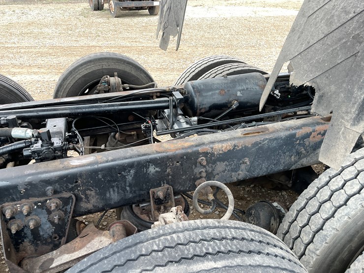 #1126-•-1999-sterling-dump-truck-(has-mn-title)-image-48