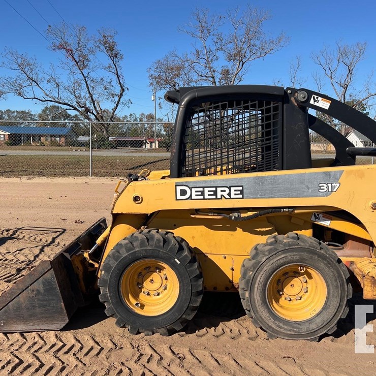 DEERE 317