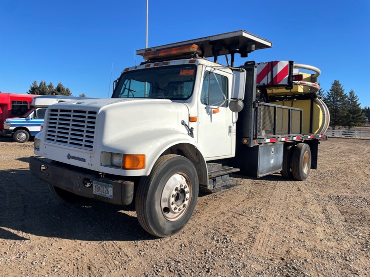 international-4700-image-1