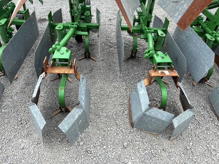 john-deere-845-image-15