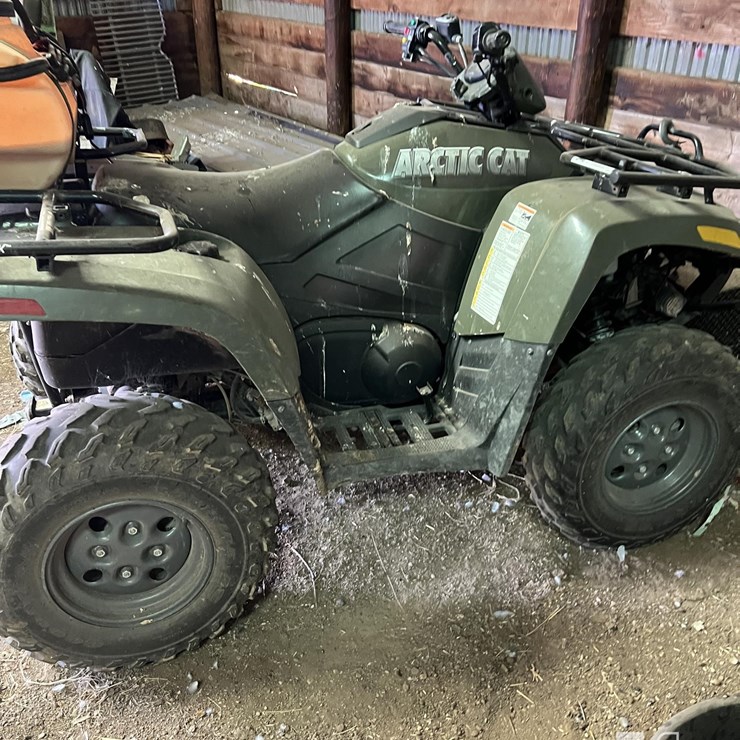 ARCTIC CAT 700
