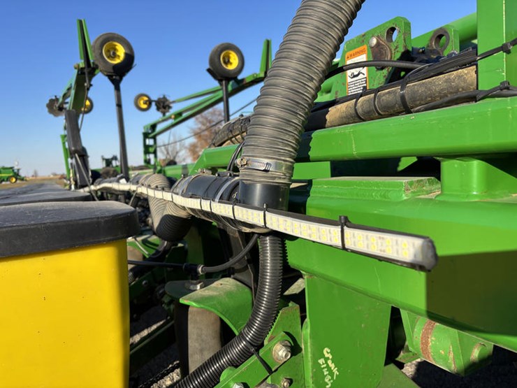 john-deere-db80-image-18