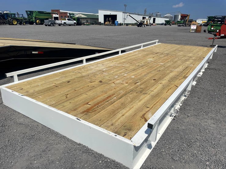 #113818-•-25'-bridge-platform-image-1