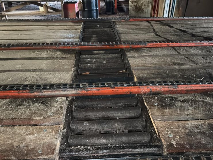 #104-•-green-chain-image-9