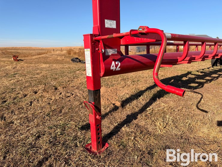 2023-hayliner-42gn-8-bale-dump-wagon-image-18