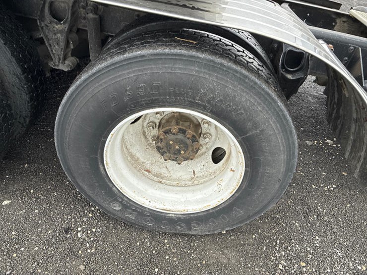 case-ih-8100-image-30