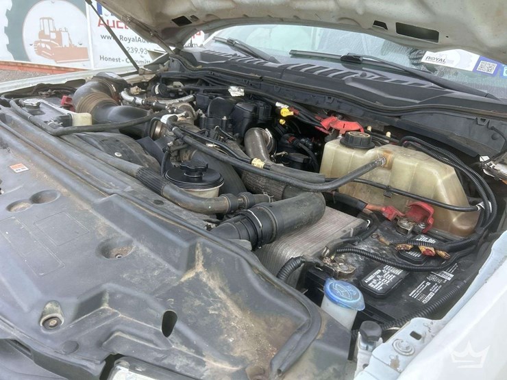 2019-ford-f550-image-27