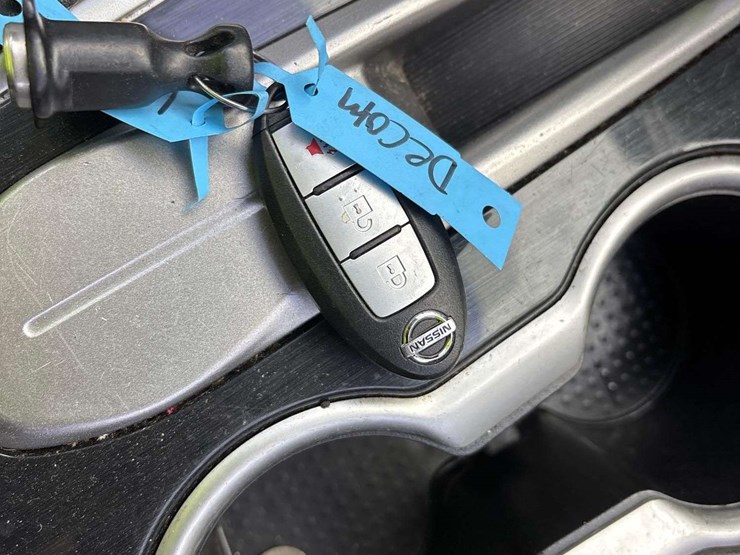 2017-nissan-pathfinder-image-24