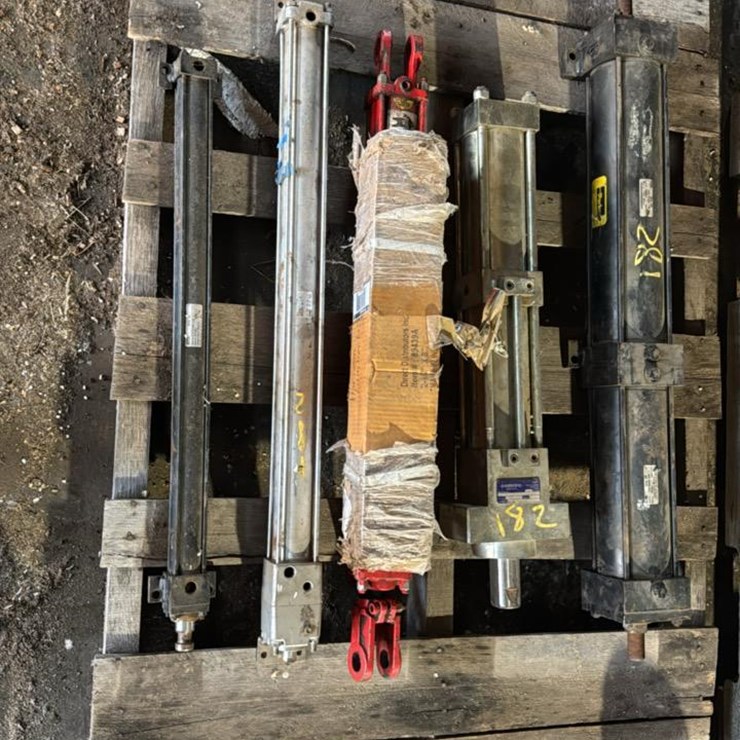 #158 • Air Cylinders