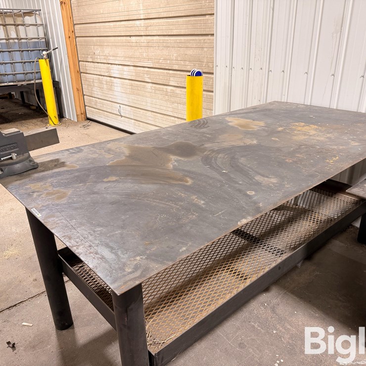 8' Welding Table W/ Vice