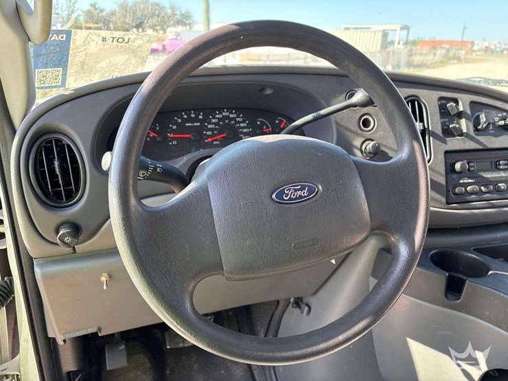 2007-ford-e350-image-13