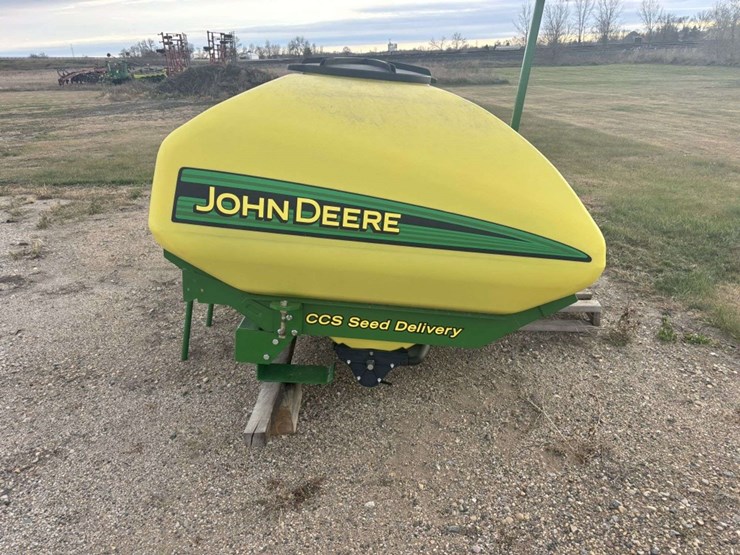 2013-john-deere-db66-image-5