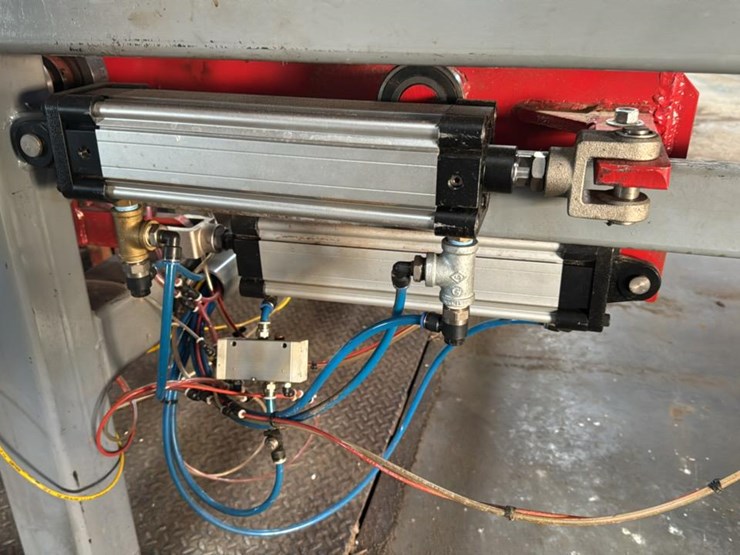 #118-•-tie-stacker-image-7