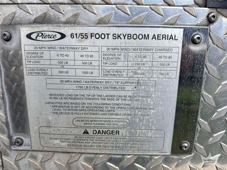 2008-pierce-enforcer-image-40