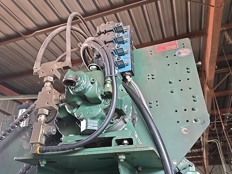 #143-•-cleereman-carriage-image-16