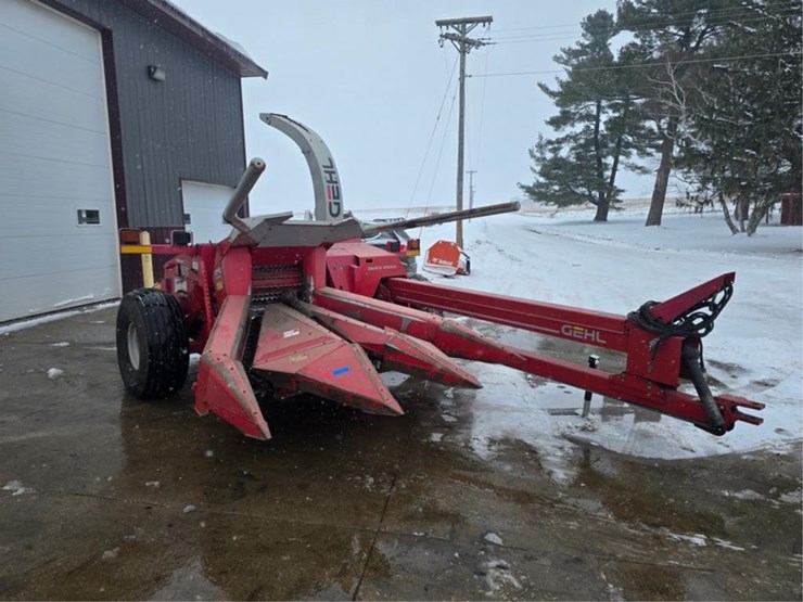 2002-gehl-1285-image-7