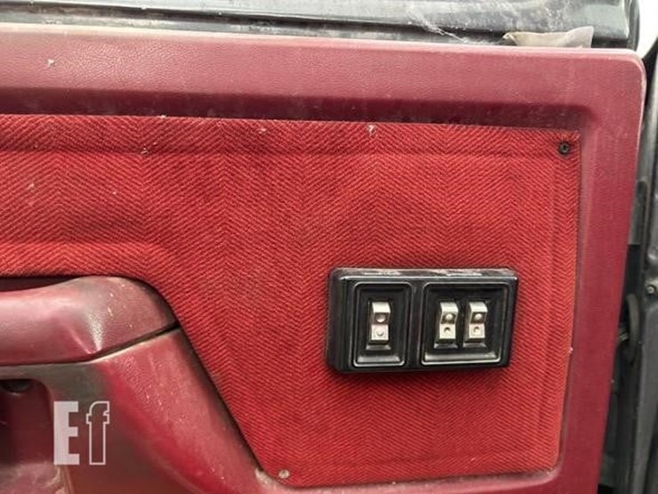 1987-dodge-150-image-17