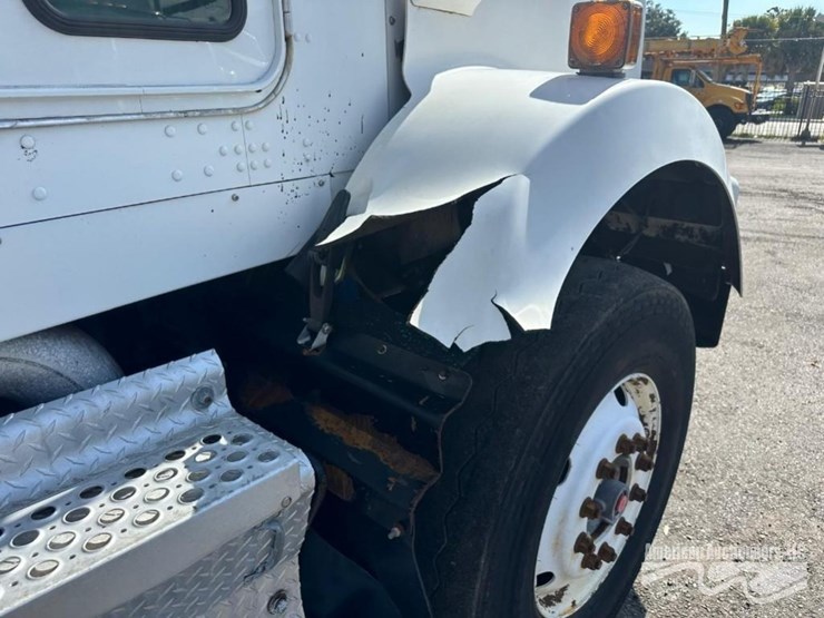 kenworth-t800-image-12