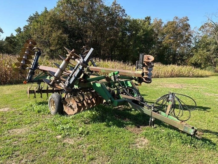 john-deere-635-image-2