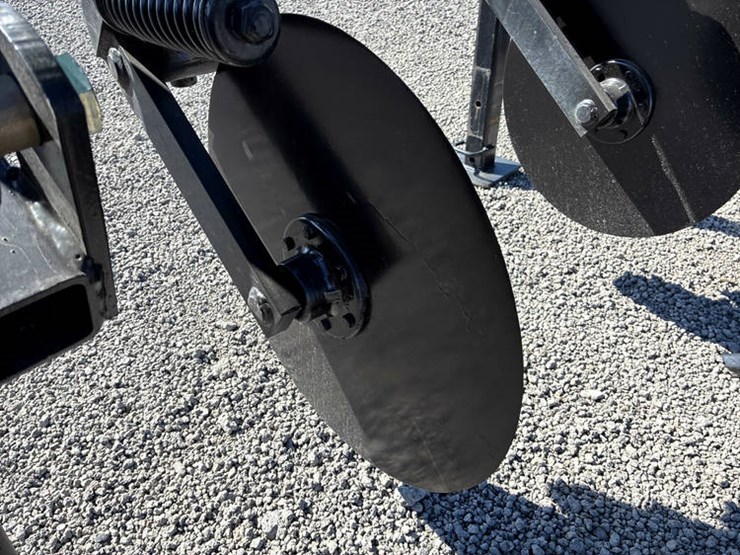 #113973-•-unverferth-7x-zone-builder-ripper-#a41470499-image-20