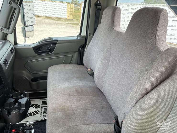 2021-international-mv607-image-39