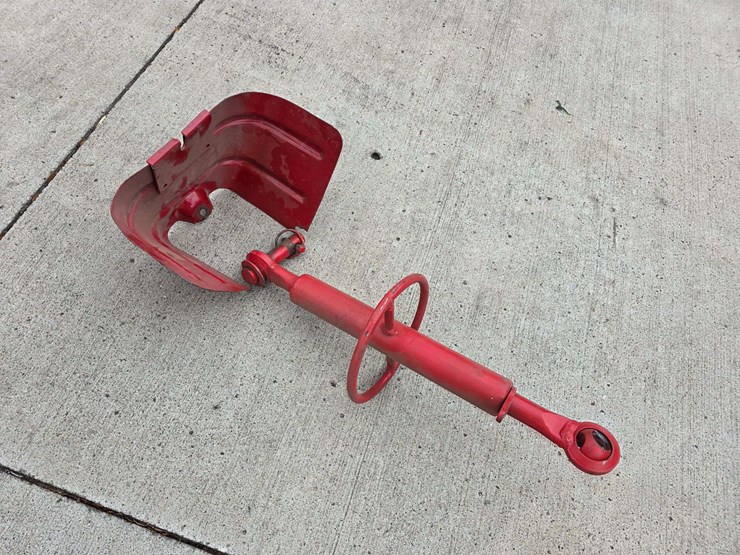 massey-ferguson-22-image-5