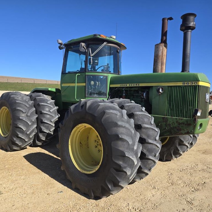 JOHN DEERE 8630
