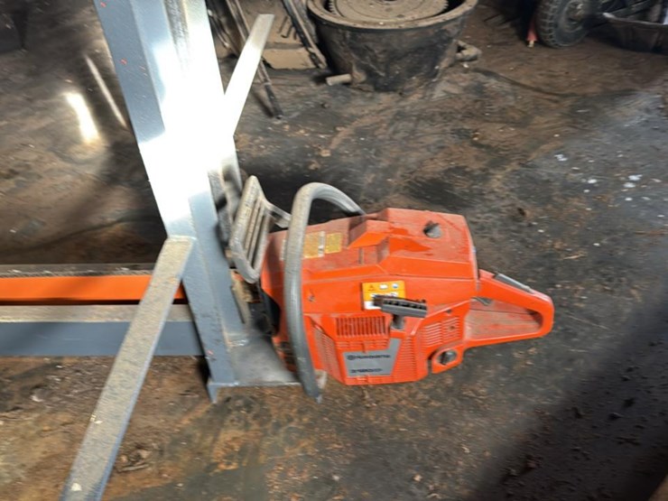 #165-•-husqvarna-chainsaw-image-3