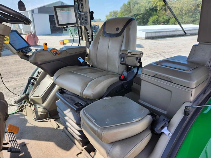 john-deere-8r-280-image-23