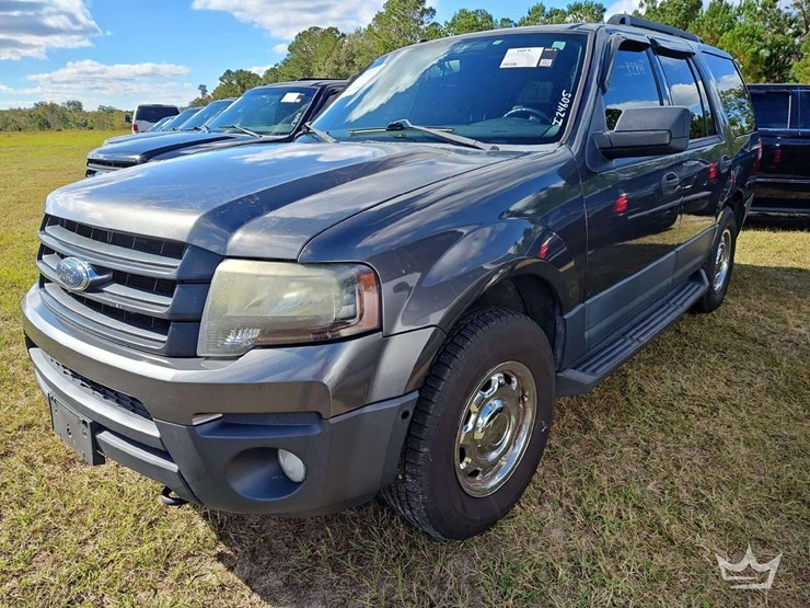 2016-ford-expedition-image-1
