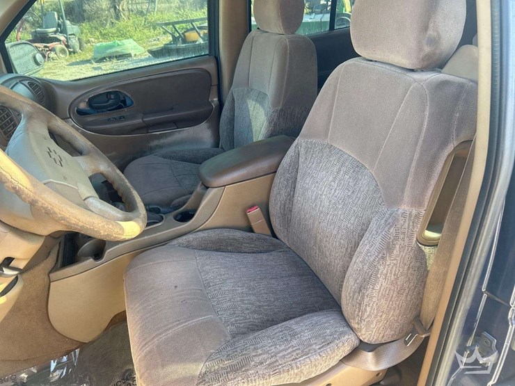 2003-chevrolet-trailblazer-image-14