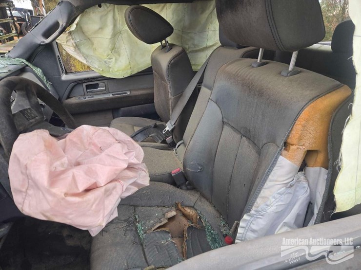 2011-ford-f150-image-15